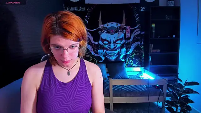 KIKI Krash online show from 12-17-24, 06:20