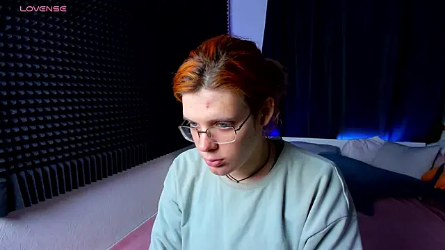 KIKI Krash online show from 12-18-24, 10:30