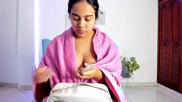 anniesweet- online show from 12-22-25, 01:30