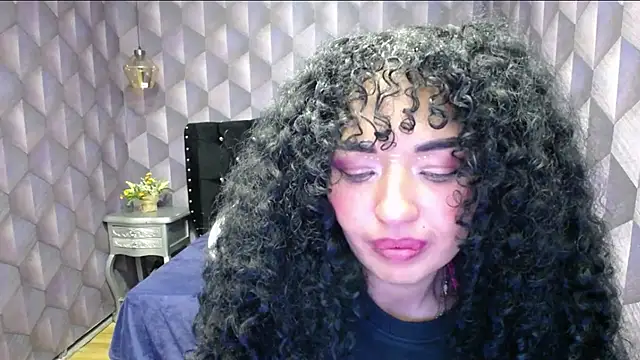 Snapshot of Sofiacowperx chatting on 01-11-25, 03:09 Sofiacowperx online show from 01-11-25, 03:09