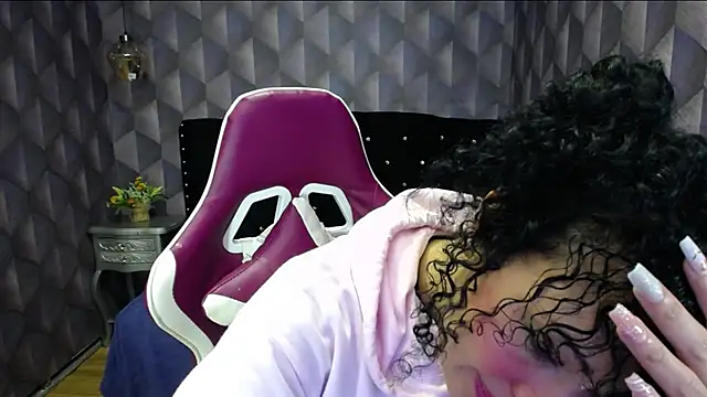 Snapshot of Sofiacowperx chatting on 01-15-25, 01:09 Sofiacowperx online show from 01-15-25, 01:09