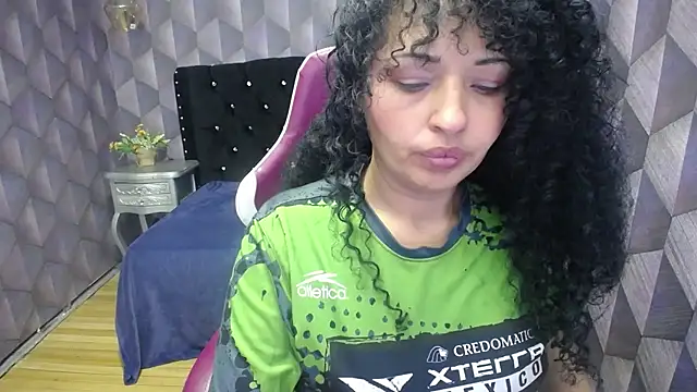 Snapshot of Sofiacowperx chatting on 01-25-25, 07:18 Sofiacowperx online show from 01-25-25, 07:18