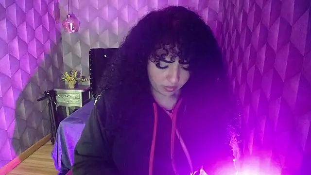 Snapshot of Sofiacowperx chatting on 02-27-25, 12:34 Sofiacowperx online show from 02-27-25, 12:34