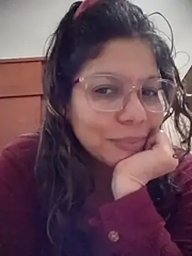 Snapshot of Carliina_Soussa chatting on 05-19-26, 04:19 Carliina Soussa online show from 05-19-26, 04:19