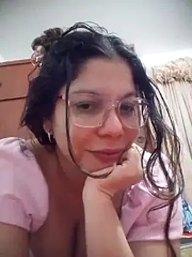 Snapshot of Carliina_Soussa chatting on 06-01-26, 11:17 Carliina Soussa online show from 06-01-26, 11:17