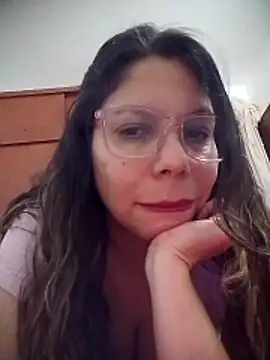 Snapshot of Carliina_Soussa chatting on 06-09-26, 11:38 Carliina Soussa online show from 06-09-26, 11:38