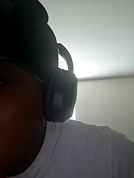 bigboytoy912 online show from 04-01-26, 04:15