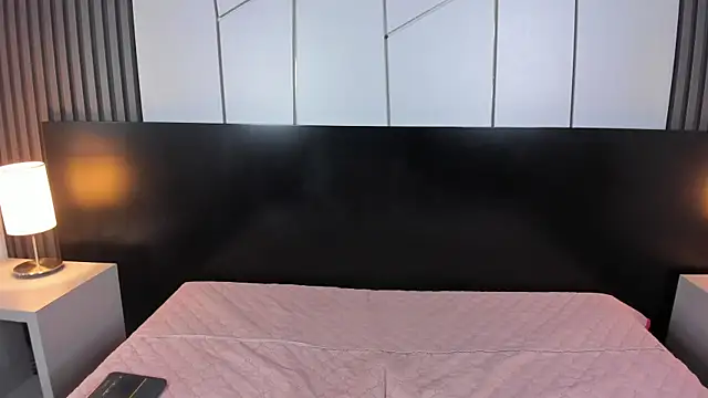 Snapshot of liz_goth chatting on 02-24-25, 12:59 liz goth online show from 02-24-25, 12:59