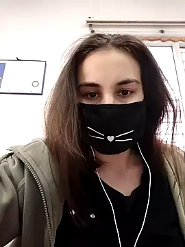 MikaKors online show from 12-19-24, 10:45