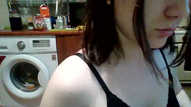 MikaKors online show from 02-13-25, 12:32