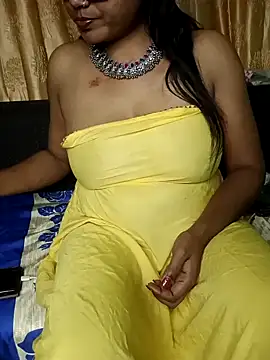 Snapshot of Cute_Kritika chatting on 02-11-25, 12:05 Cute Kritika online show from 02-11-25, 12:05