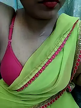 Snapshot of Cute_Kritika chatting on 09-09-25, 04:45 Cute Kritika online show from 09-09-25, 04:45