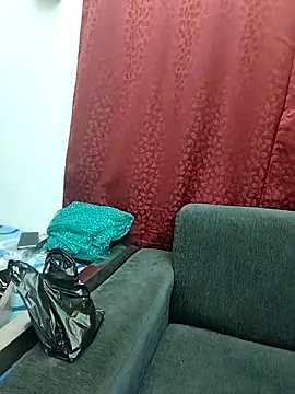 Snapshot of Cute_Kritika chatting on 11-19-25, 04:23 Cute Kritika online show from 11-19-25, 04:23