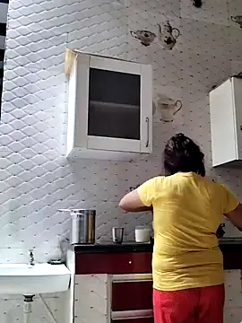 illay love online show from 10-02-25, 07:26