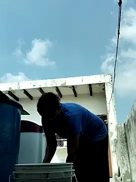 illay love online show from 10-04-25, 08:01