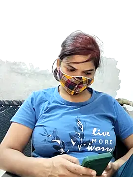 illay love online show from 10-15-25, 05:18