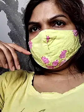 illay love online show from 04-26-26, 03:26