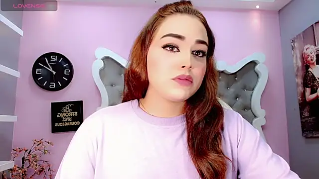 Snapshot of Sophia-Isabella chatting on 01-04-25, 11:17 Sophia-Isabella online show from 01-04-25, 11:17