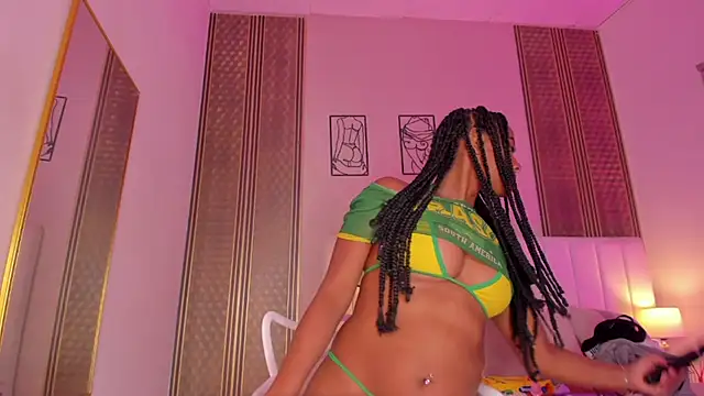 zoe sky  online show from 10-20-25, 11:32