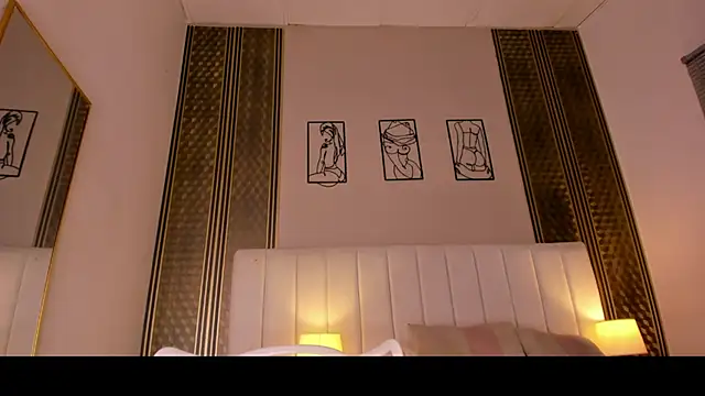 zoe sky  online show from 04-22-26, 11:34