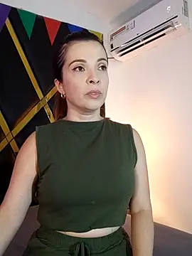 Adel Nesbiit online show from 10-03-25, 07:44