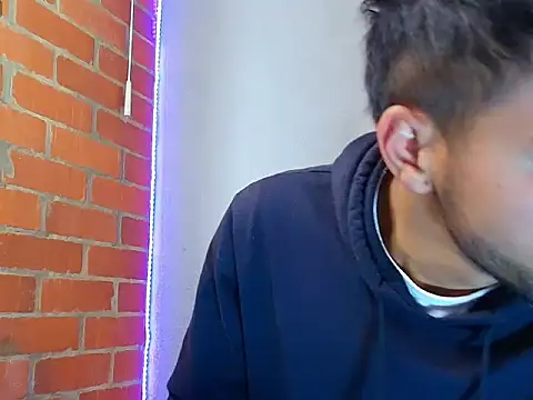 Leandro valenzuela online show from 10-23-25, 07:01