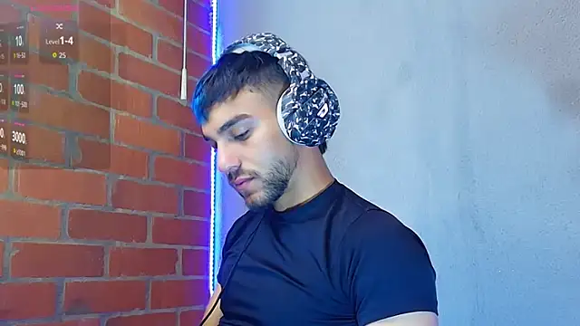 Leandro valenzuela online show from 11-20-25, 04:29