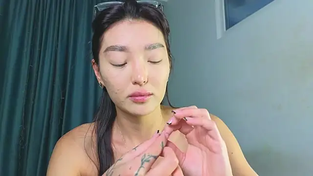 AudreyMell online show from 04-23-26, 02:30