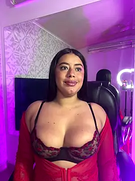 ElaaPerez online show from 10-16-25, 01:45