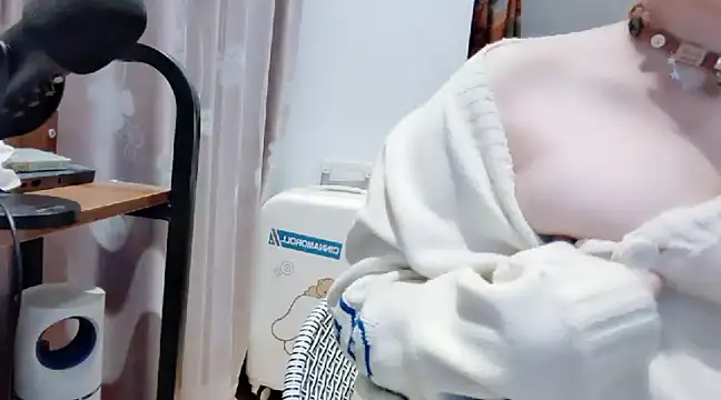 Snapshot of arena1357 chatting on 12-02-24, 04:31 arena1357 online show from 12-02-24, 04:31