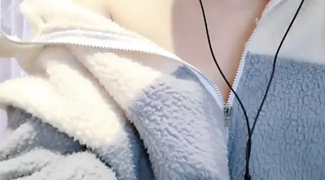 Snapshot of arena1357 chatting on 12-09-24, 02:45 arena1357 online show from 12-09-24, 02:45