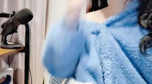 Snapshot of arena1357 chatting on 02-11-25, 04:35 arena1357 online show from 02-11-25, 04:35