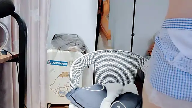 Snapshot of arena1357 chatting on 09-16-25, 01:56 arena1357 online show from 09-16-25, 01:56