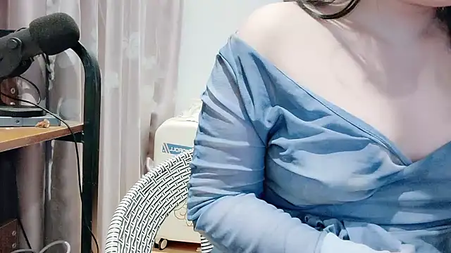 Snapshot of arena1357 chatting on 09-23-25, 03:48 arena1357 online show from 09-23-25, 03:48