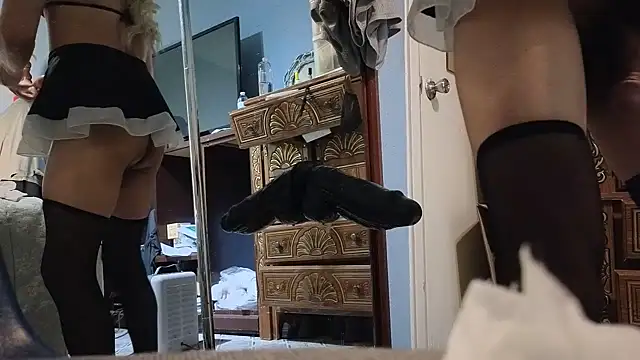 Sandrasaa online show from 12-20-24, 10:38