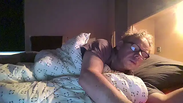 kinkyslet8 online show from 10-19-25, 07:09