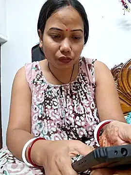 DREAM GIRL-30 online show from 03-06-25, 01:48