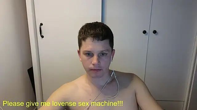 BigL0ve online show from 04-17-26, 03:04