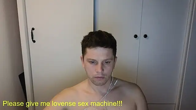 BigL0ve online show from 04-20-26, 02:53