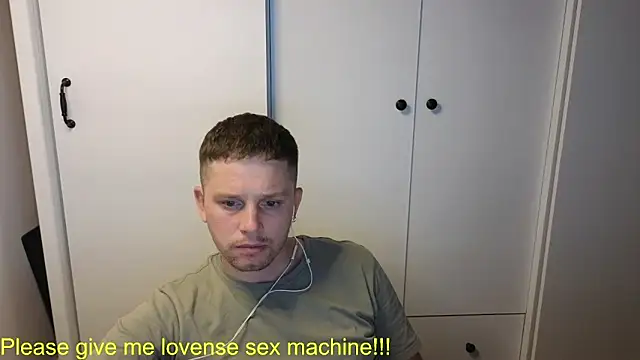 Snapshot of BigL0ve chatting on 05-22-26, 02:55 BigL0ve online show from 05-22-26, 02:55