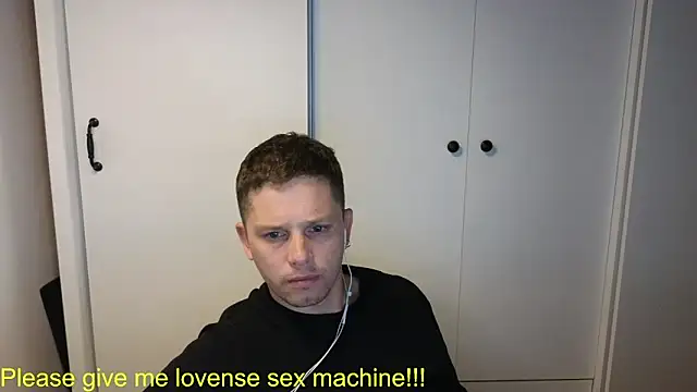 Snapshot of BigL0ve chatting on 05-31-26, 02:02 BigL0ve online show from 05-31-26, 02:02