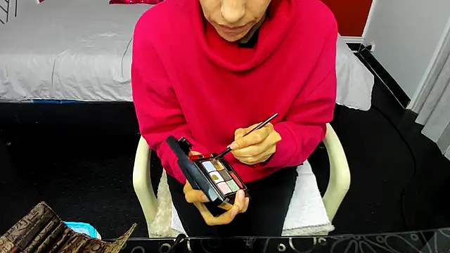 Abrillee1 online show from 12-26-24, 07:49