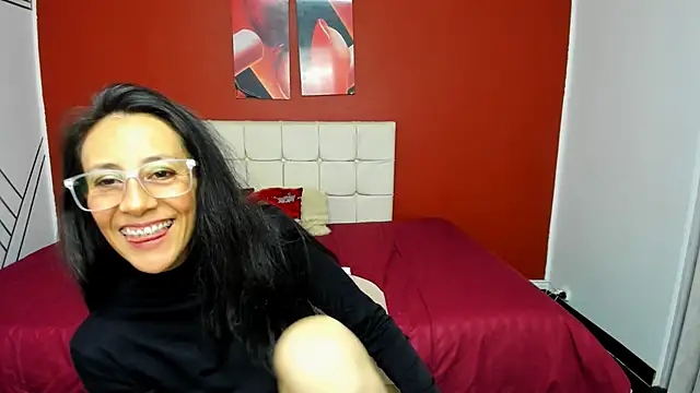 Abrillee1 online show from 01-31-25, 10:31