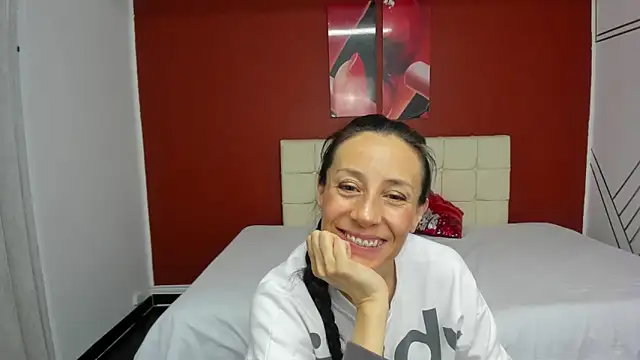 Abrillee1 online show from 03-01-25, 10:31