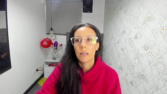 Abrillee1 online show from 03-06-25, 07:21