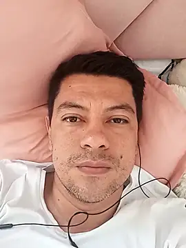 Snapshot of juiba1004 chatting on 09-11-25, 12:49 juiba1004 online show from 09-11-25, 12:49