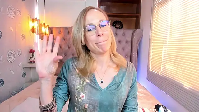 Snapshot of SammySanders chatting on 12-29-24, 07:11 SammySanders online show from 12-29-24, 07:11