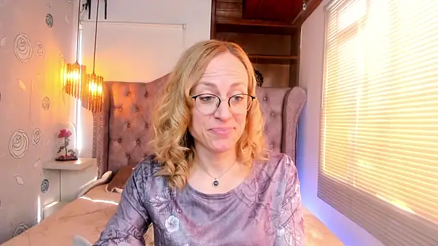 Snapshot of SammySanders chatting on 01-15-25, 08:48 SammySanders online show from 01-15-25, 08:48