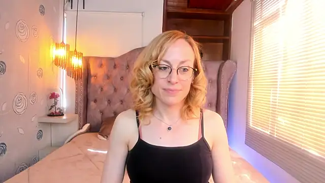 Snapshot of SammySanders chatting on 01-21-25, 08:11 SammySanders online show from 01-21-25, 08:11