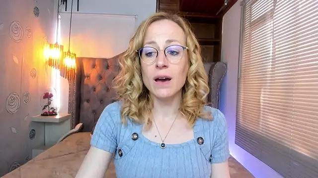 Snapshot of SammySanders chatting on 01-23-25, 05:10 SammySanders online show from 01-23-25, 05:10